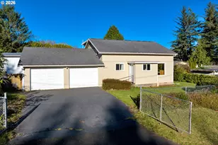 4817 Laguna Ave, Dunes City, OR 97493 - Photo 3