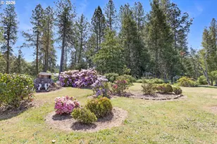 3301 Colonial Rd, Roseburg, OR 97471 - Photo 35