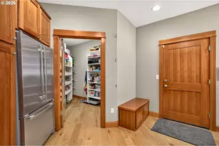 5670 SE Riverside Dr, McMinnville, OR 97128 - Photo 25
