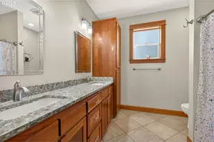 5670 SE Riverside Dr, McMinnville, OR 97128 - Photo 23