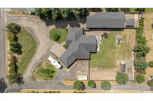 5670 SE Riverside Dr, McMinnville, OR 97128 - Photo 47