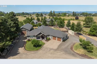 5670 SE Riverside Dr, McMinnville, OR 97128 - Photo 1