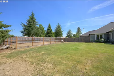 5670 SE Riverside Dr, McMinnville, OR 97128 - Photo 37