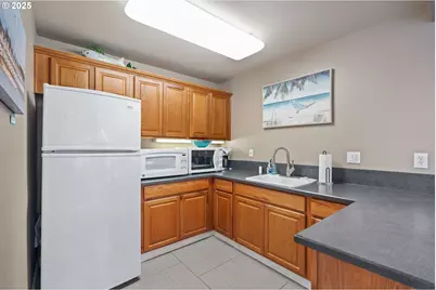 520 SE Columbia River Dr #212, Vancouver, WA 98661 - Photo 35