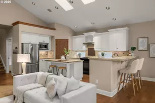 12932 SW Sevilla Ave, Portland, OR 97223 - Photo 11