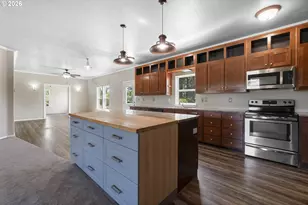 41010 NW Pacific Ave, Banks, OR 97106 - Photo 9