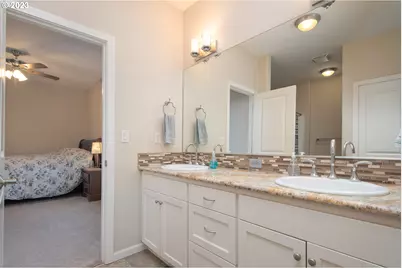 4647 SE Honors Dr, Gresham, OR 97080 - Photo 29