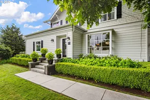 1060 W 17th Ave, Eugene, OR 97402 - Photo 3