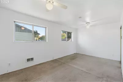 4759 Windemere St, Longview, WA 98632 - Photo 13