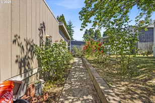 6900 SW 195th Ave, Beaverton, OR 97007 - Photo 39