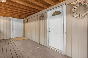 6900 SW 195th Ave, Beaverton, OR 97007 - Photo 13