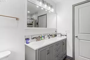 2579 Pony Creek Rd, North Bend, OR 97459 - Photo 23