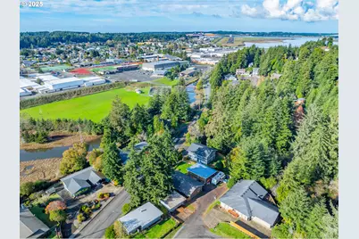 2579 Pony Creek Rd, North Bend, OR 97459 - Photo 33