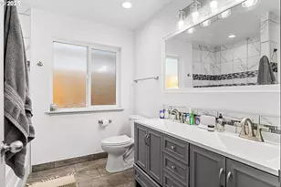 2579 Pony Creek Rd, North Bend, OR 97459 - Photo 17