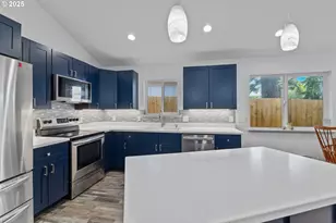 2579 Pony Creek Rd, North Bend, OR 97459 - Photo 7