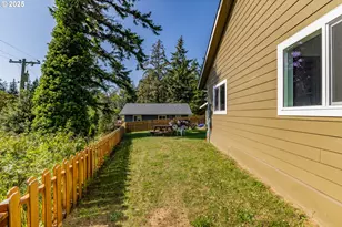 2579 Pony Creek Rd, North Bend, OR 97459 - Photo 29