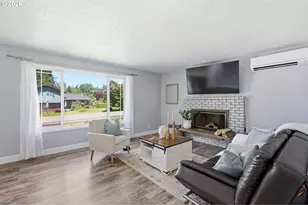 102 Sherwood Ln, Castle Rock, WA 98611 - Photo 15