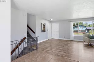 102 Sherwood Ln, Castle Rock, WA 98611 - Photo 17