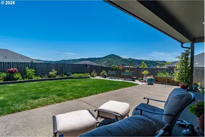 836 Durham Ave, Sutherlin, OR 97479 - Photo 39
