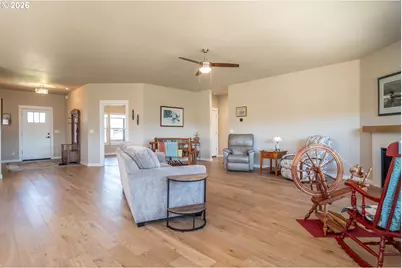836 Durham Ave, Sutherlin, OR 97479 - Photo 21