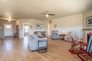 836 Durham Ave, Sutherlin, OR 97479 - Photo 21