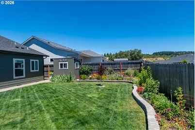 836 Durham Ave, Sutherlin, OR 97479 - Photo 43