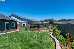 836 Durham Ave, Sutherlin, OR 97479 - Photo 43