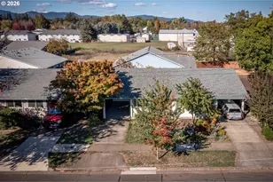 147 SW Wake Robin Ave, Corvallis, OR 97333 - Photo 17
