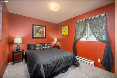 147 SW Wake Robin Ave, Corvallis, OR 97333 - Photo 9