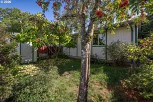 147 SW Wake Robin Ave, Corvallis, OR 97333 - Photo 15