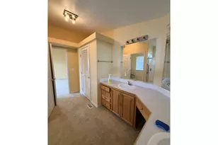 4055 Royal Ave, Eugene, OR 97402 - Photo 13