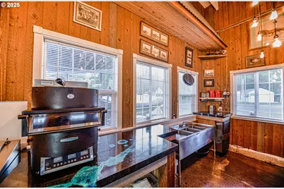 49215 Highway 30, Westport, OR 97016 - Photo 19