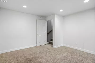 340 NE 7th St, Dufur, OR 97021 - Photo 19