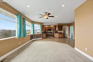 340 NE 7th St, Dufur, OR 97021 - Photo 7