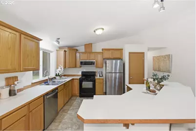 37905 S Wilhoit Rd, Molalla, OR 97038 - Photo 5