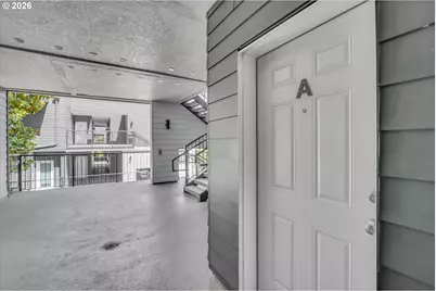 614 S Nevada St #A, Portland, OR 97219 - Photo 29