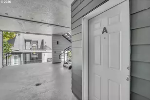 614 S Nevada St, Portland, OR 97219 - Photo 29