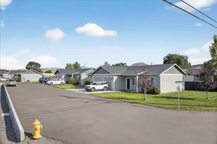 2840 Clark St, Baker City, OR 97814 - Photo 3