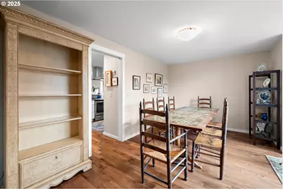 15305 NE Summerplace Dr, Portland, OR 97230 - Photo 11