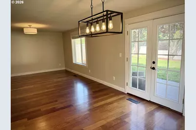 308 S 32nd Pl, Ridgefield, WA 98642 - Photo 5