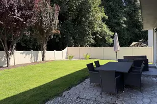308 S 32nd Pl, Ridgefield, WA 98642 - Photo 9