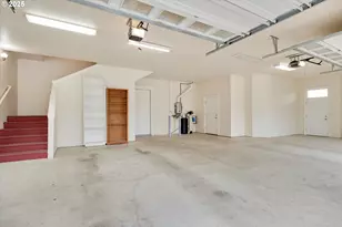 10667 Hovenden Ln, Woodburn, OR 97071 - Photo 39