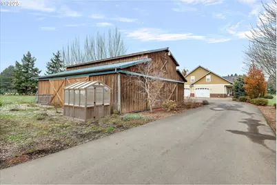10667 Hovenden Ln, Woodburn, OR 97071 - Photo 41