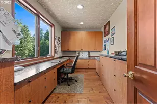 37123 NE Reed Rd, Corbett, OR 97019 - Photo 13