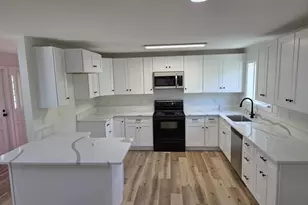 509 Garibaldi Ave, Garibaldi, OR 97118 - Photo 9
