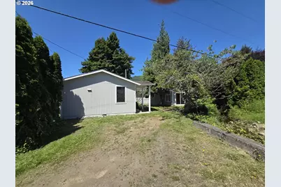 509 Garibaldi Ave, Garibaldi, OR 97118 - Photo 1
