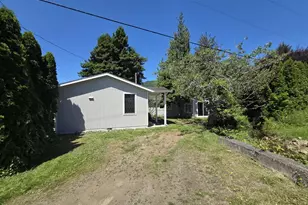 509 Garibaldi Ave, Garibaldi, OR 97118 - Photo 1