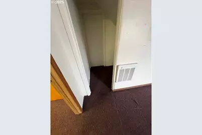 8325 8329 SE Division St, Portland, OR 97266 - Photo 13