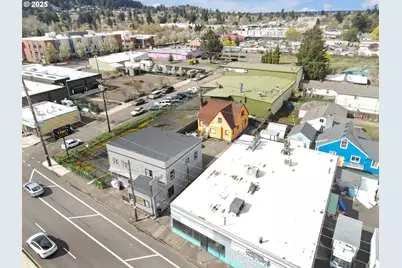 8325 8329 SE Division St, Portland, OR 97266 - Photo 5