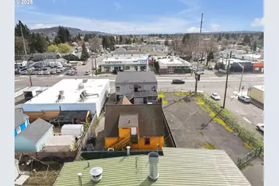 8325 8329 SE Division St, Portland, OR 97266 - Photo 3